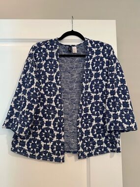 Divided H&M Blue and White Pattern Textured Open Cardigan Size M